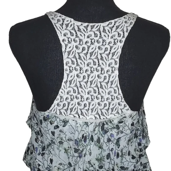 Shop 126 Raquel Alt Light Green Tiered Dress Size 40 / Small - Picture 7 of 11